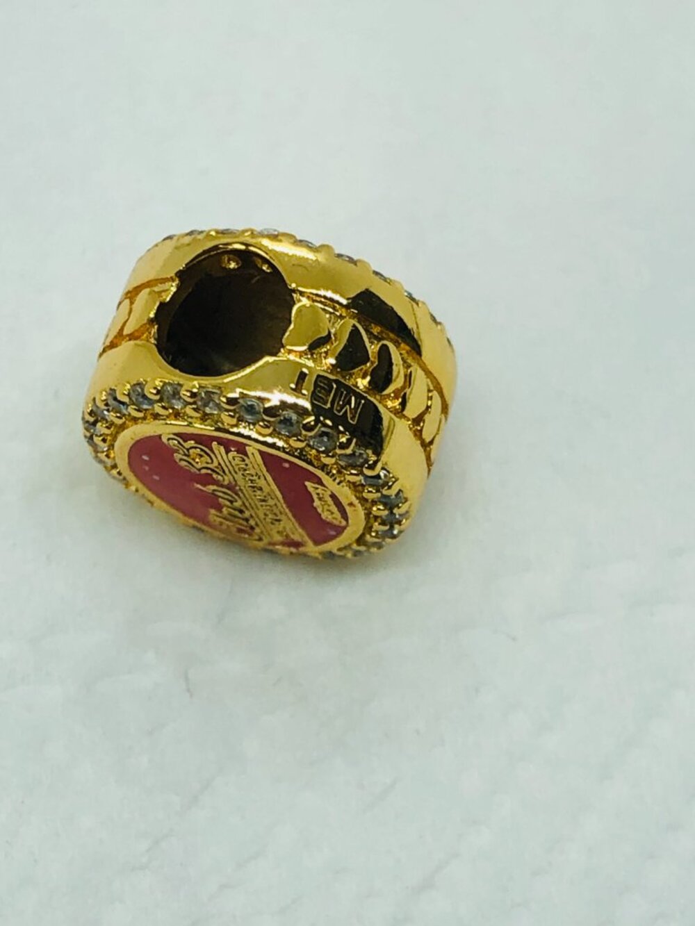 ✨ ✨ Pandora Disney Club 33 Bead Charm - Picture 2 of 4